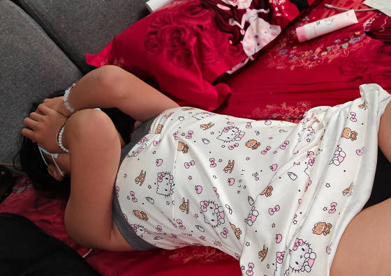 海角社区.真实撩到的学生小妹妹处都被我拿了没有油根本进不去