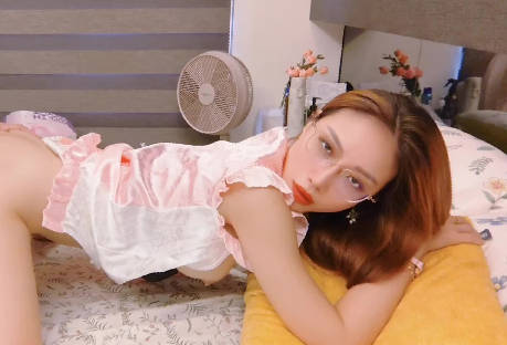 饥渴后妈与儿的激情-李蓉蓉