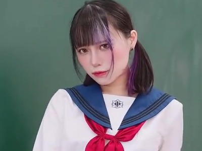 M系母狗学妹被学长发现喜欢在网络上色色成为肉便器的第一天-斋斋