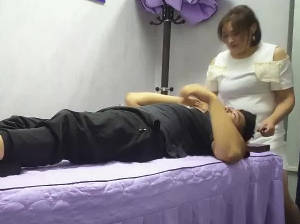 老板没想到小按摩店还有全套服务-燕姐