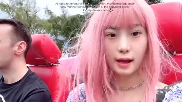 颜值超高的萝莉被哥哥在房间各个地方操