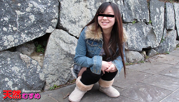 5月新料！大众温泉女宾更衣室偷拍实录，年轻靓妹全裸更衣，丸子头嫩妹浓密阴毛超性感，鲍鱼紧夹一线天！