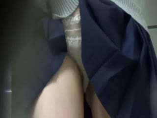 极品白虎少女 naomiiichannel 在清爽的精油按摩后，让大鸡巴技师爆操内射美穴当作奖励