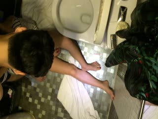 大嫂陰道深處不抽出射三發！ 妃月留衣 XMOM07