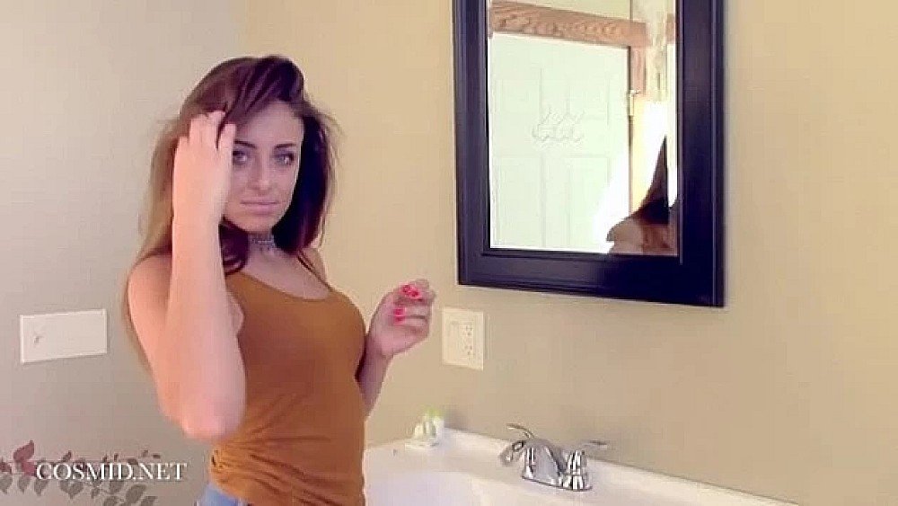 【校花尤物】小吕布 超高颜值女大恋爱之旅 从鲜花到酒馆和床上 吻上就身子酥软出水 有力抽插小穴舒服麻了