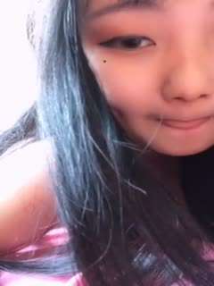 高颜值水蛇腰清纯无毛白虎妹子，被后入的娇喘练练