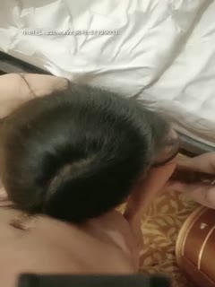 你的专属小女友，双马尾超级嫩小萝莉，美臀长腿拔掉裤子一顿捏