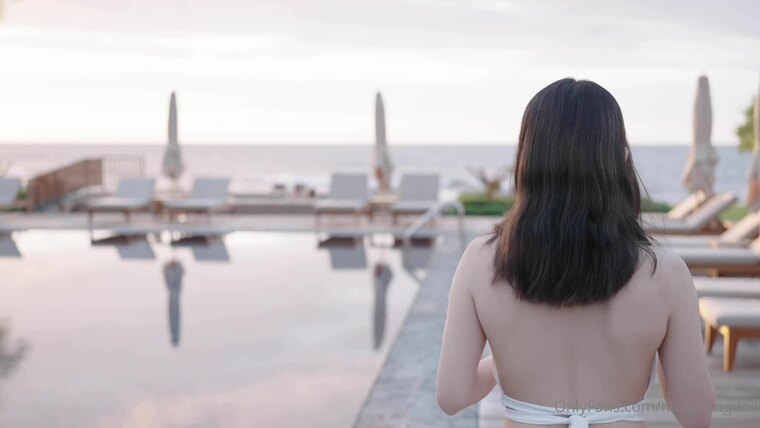 [无码破解]EUUD082 是的，非常乐意！在中心村居屋点任何你想吃的东西！喝感觉很棒，之后的性爱更是棒极了！！