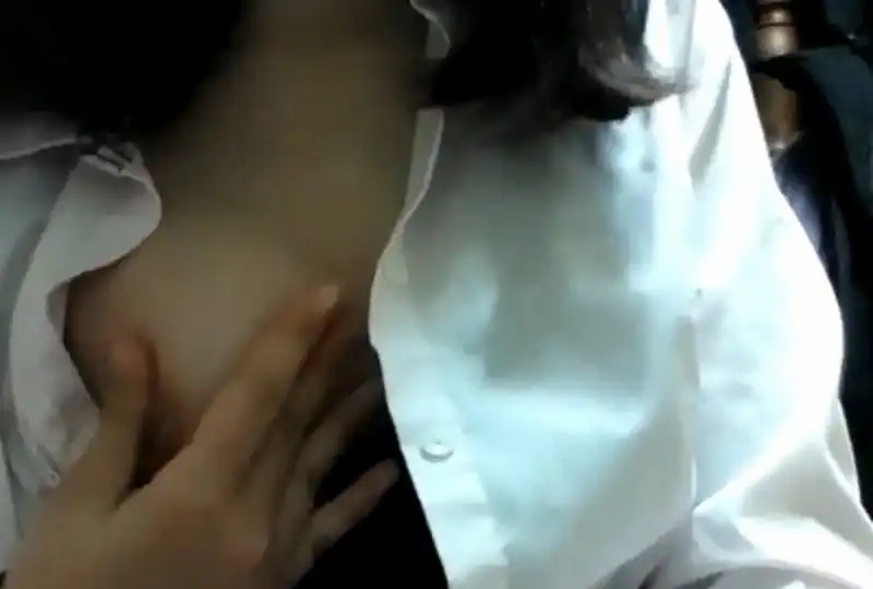 深夜健身房的淫荡邂逅 骚浪小少妇被探花大哥两度内射 跳蛋调情玩到腿软