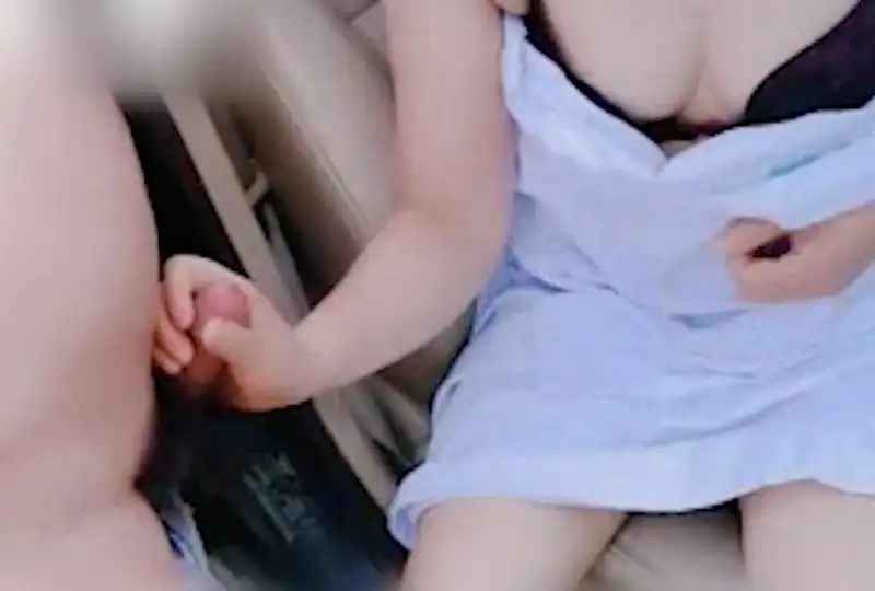 新作 [HD 5.37G] MOPP113 ドMホイホイ焦らし痴女に脳汁とろとろになるまで弄ばれて絶対に射精させてもらえないご褒美拷問M性感 鳳カレン