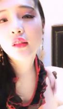 骚女全裸推油勾引男技师，偷拍全程对话