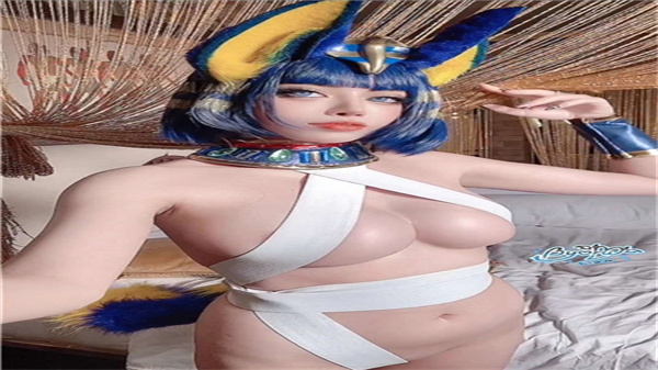 又一个露脸眼镜已婚马鞍山母狗人妻倩倩2