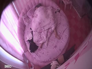 小宝最新探花，纯白长裙气质少妇难得这么有范，被干到裙子掀起猛烈抽插浪叫不停直接射在奶子上太刺激了 A片