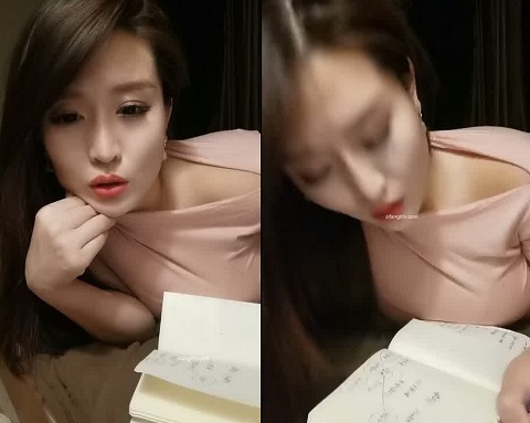 2025年10月最新，【重磅】泡良大神【孟德5XSQ】最新付费，内蒙夫妻找单男，性欲很旺盛的35岁人妻，家中约炮啪啪内蒙夫妻 (1)