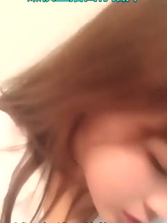 桑拿房肌肉大叔巧遇俊美鲜肉，赤裸勾引激情互搞内射不断！