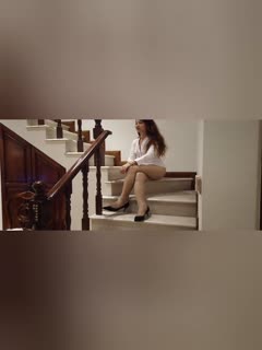 搬家小哥的激情诱惑，我忍不住操了他