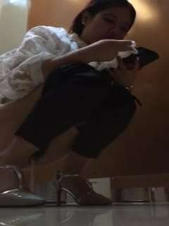 [無碼]fc2ppv 4719201 激烈！盛夏夜晚的甜蜜爱爱・和服实在太惊人了，超强美乳大学生・20岁 在粉色的阴道内大量中出『兰』