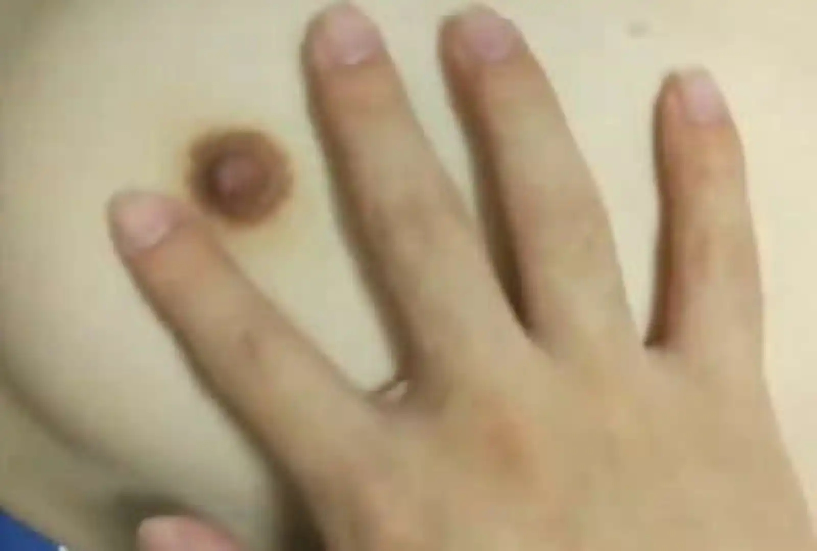 [中文字幕]CAWD856 东京都练 区大 町在住K子 20 母子家庭贫穷的少女，20年来一直孝顺母亲，最终却被母亲卖掉，受到陌生男子的调教，之后更被卖到海外，成为日本性奴隶的典范。 素人素人