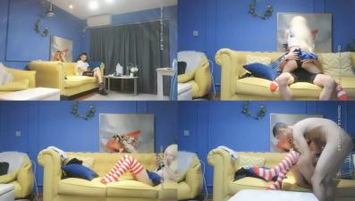 猛男约炮两个身材哇塞的妹子 后入啪啪十分带感