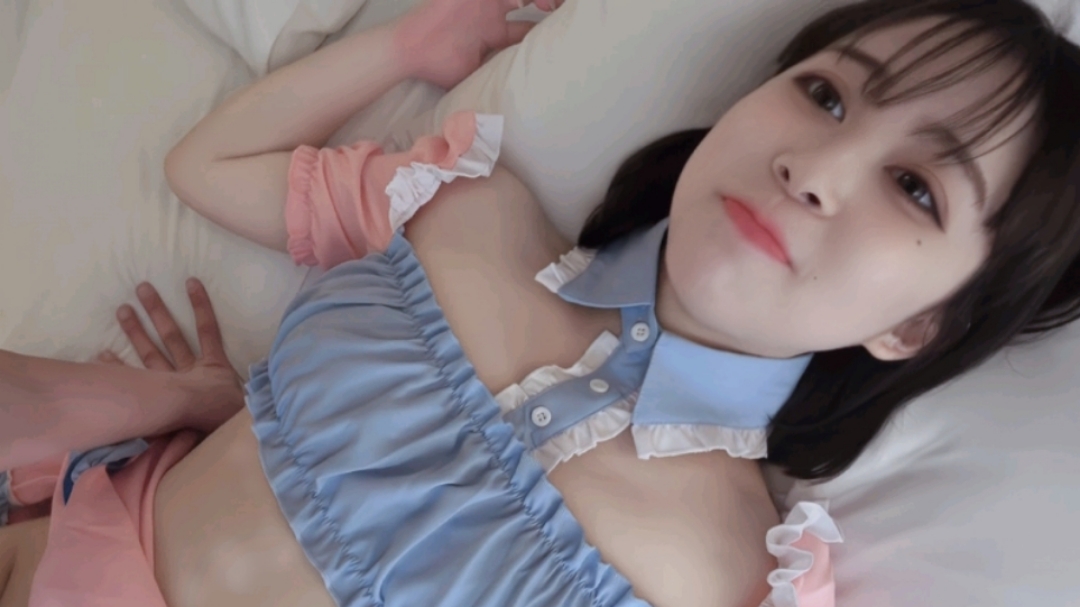 427 25:19HD海角乱伦大神《意淫自己妹妹》妹妹无视电影院内监控小嘴猛嗦我的鸡巴在电影院啪啪无水印版