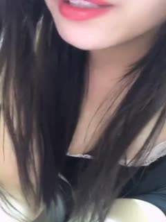 【网曝门】台湾宅男女神嫩模黄亚虎被曝光淫乱吃鸡性爱视频