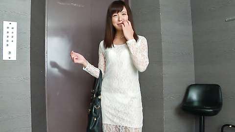 [私人订制]睡裙翘臀 无时无地操的骚货[39:32]