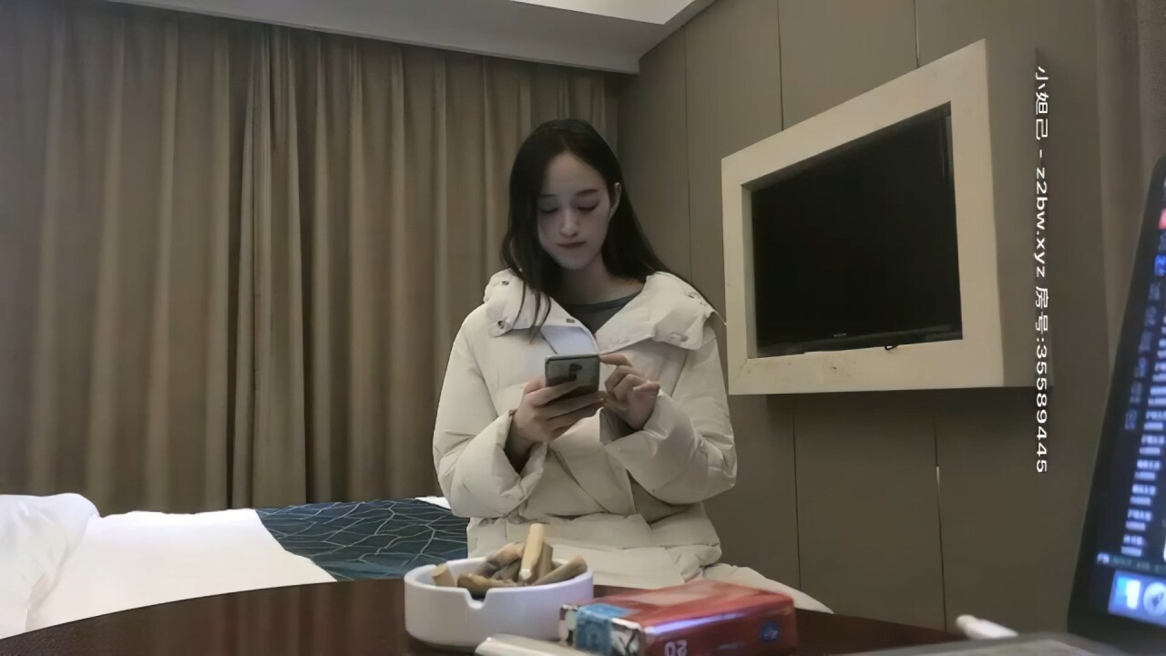 抖陰傳媒DYXO003老婆閨蜜愛上我下集雙飛的快樂【麻豆】