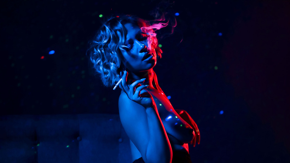 OVG111 晚上 一個已婚婦女在她半夜睡覺的丈夫旁邊陰道射精 8 水城奈緒