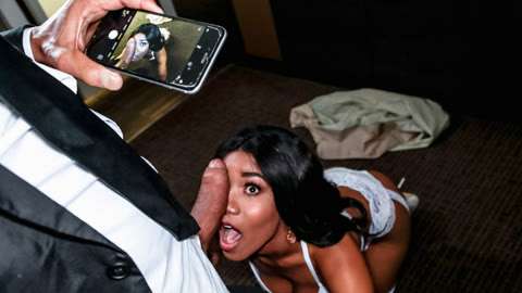 良家少妇在夫妻床上大战