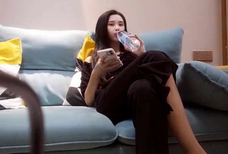 我來高潮了，求你別停，再幹我高潮一次