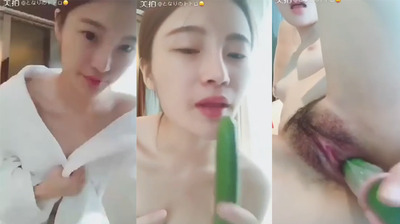 【3P御姐】风骚御姐被俩大哥激情3P无比享受，开档黑丝极度撩人欲仙欲死