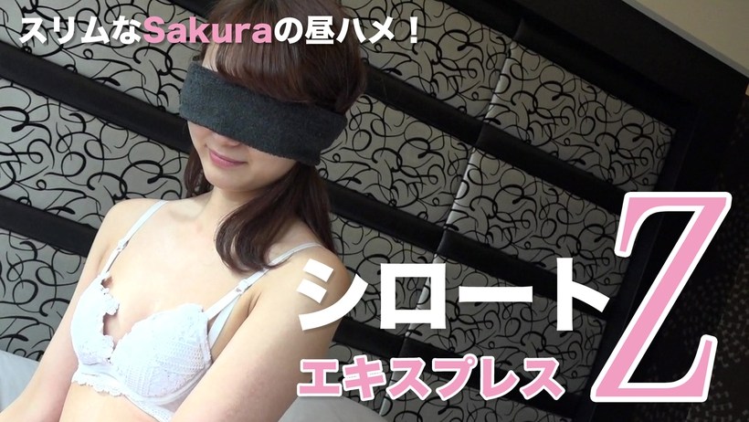 體育生猛幹校園拉拉隊女隊員，美女學生妹被無套輸出各種姿勢爆撡