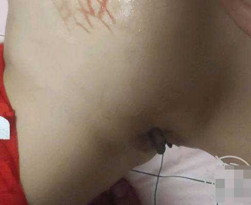 海角社区.强奸迷奸妈妈造化弄人昨晚的事真的让我失去理解了