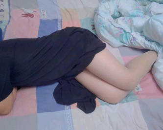 海角社区.我姨为我穿上了丝袜骚穴紧紧包裹我的龟头白浆比之前更多了