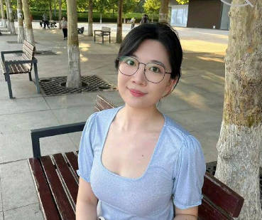 海角社区.当拥有一个在平安普惠当主管的姐姐是一种什么体验穿着超短裙诱惑我